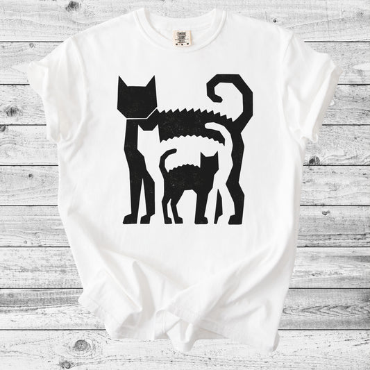 Artistic Cat T-Shirt | Minimalist Cat Lover Gift