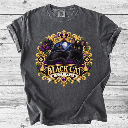 Black Cat T-Shirt | Perfect Black Cat Mom Gift