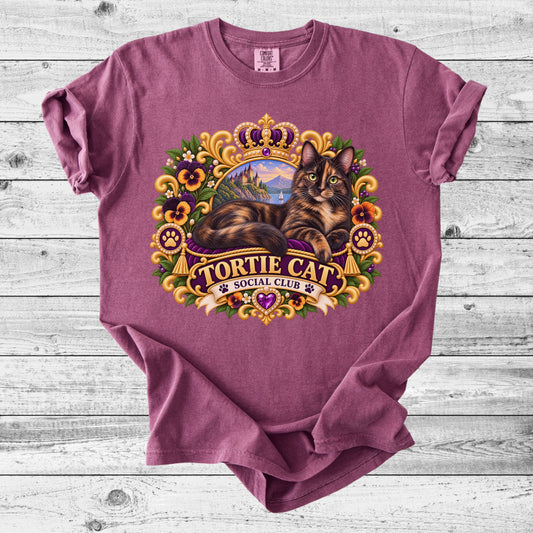 Tortoiseshell Cat T-Shirt | Cute Cat Lover Gift